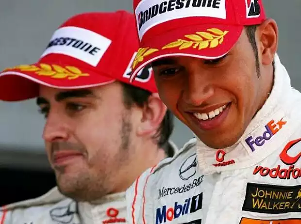 Lewis Hamilton und Fernando Alonso Titel-Bild zur News: Lewis Hamilton und Fernando Alonso