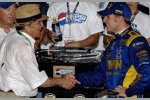 Jack Roush (links) gratuliert Jamie McMurray