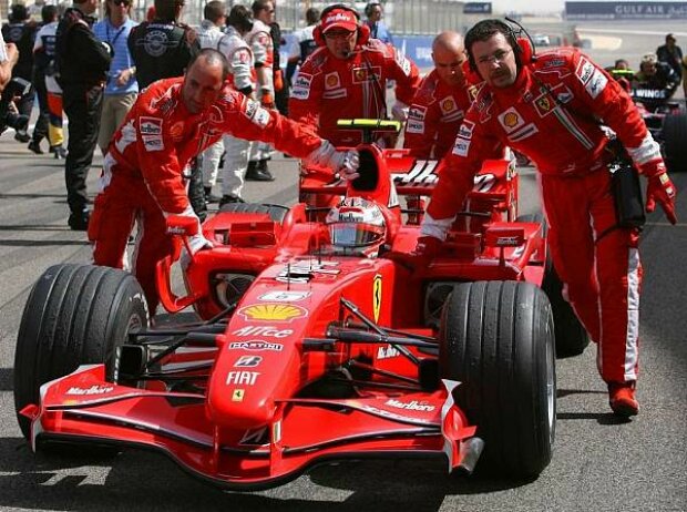 Titel-Bild zur News: Kimi Räikkönen Ferrari