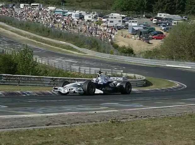 Titel-Bild zur News: Nick Heidfeld auf der Nordschleife
