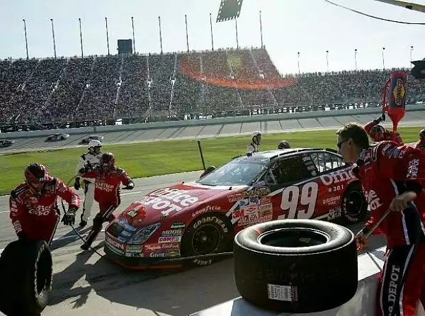 Carl Edwards Titel-Bild zur News: Carl Edwards