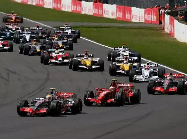 Titel-Bild zur News: Silverstone