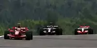 Bild zum Inhalt: Drittes Training: Räikkönen vor den Silberpfeilen