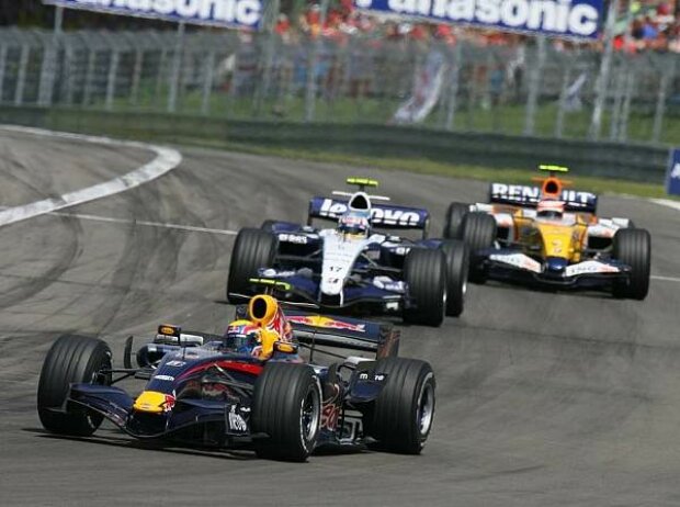 Mark Webber vor Alexander Wurz 