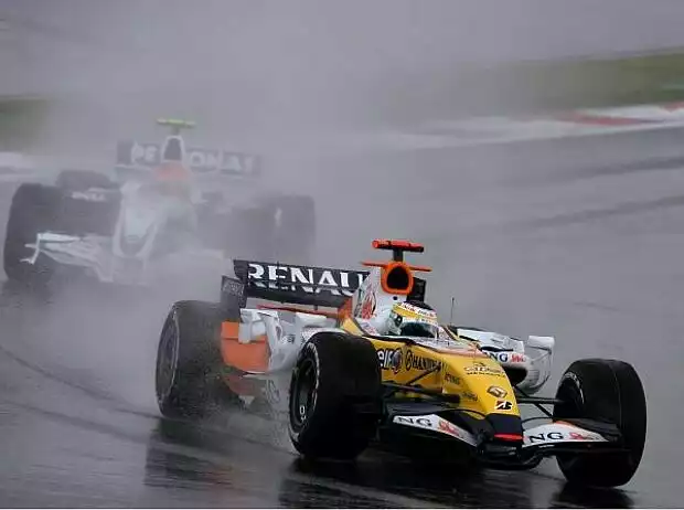 Giancarlo Fisichella vor Robert Kubica Titel-Bild zur News: Giancarlo Fisichella vor Robert Kubica