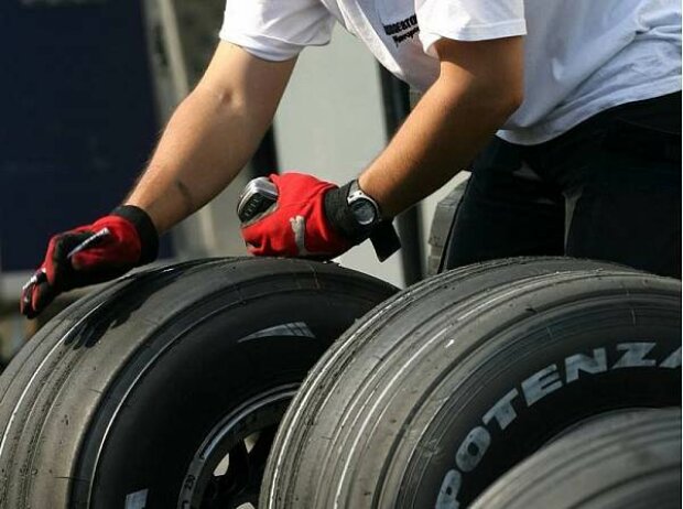 Titel-Bild zur News: Bridgestone-Reifen