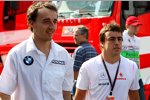 Robert Kubica (BMW Sauber F1 Team) mit Fernando Alonso (McLaren-Mercedes)