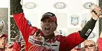 Bild zum Inhalt: Harvick gewinnt chaotisches Busch-Finale