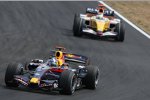 David Coulthard (Red Bull) vor Giancarlo Fisichella (Renault) 