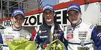 Frank Kechele mit Siegertrophäe