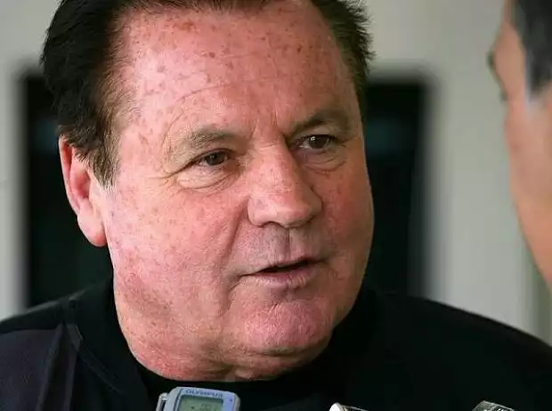 Alan Jones Titel-Bild zur News: Alan Jones