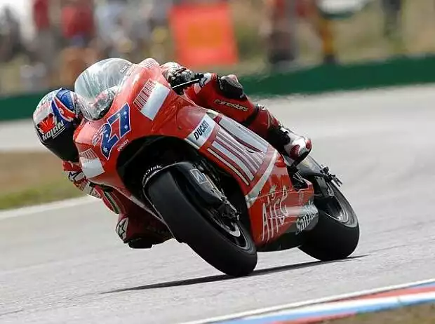 Casey Stoner Titel-Bild zur News: Casey Stoner
