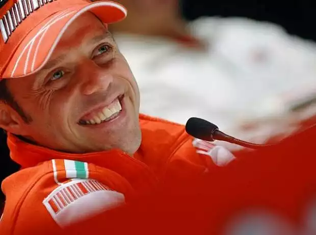 Loris Capirossi Titel-Bild zur News: Loris Capirossi