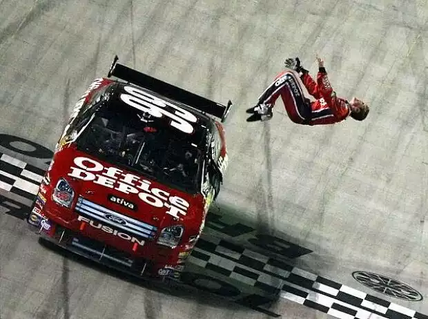 Carl Edwards Titel-Bild zur News: Carl Edwards