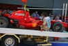 Bild zum Inhalt: Silberpfeile dominieren, Räikkönen im Reifenstapel
