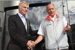 Max Mosley (FIA-Präsident) und Ron Dennis (Teamchef) (McLaren-Mercedes) 
