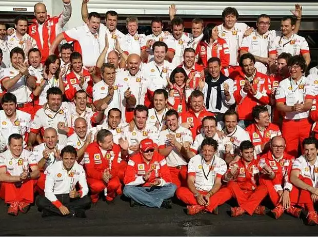 Ferrari-Team Titel-Bild zur News: Ferrari-Team