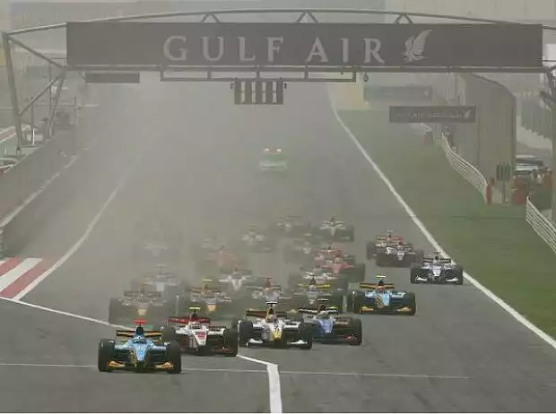 GP2 Start Bahrain Titel-Bild zur News: GP2 Start Bahrain