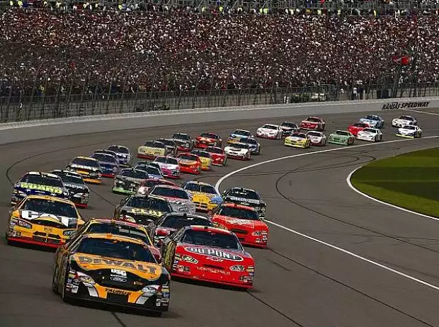 Start Kansas 2005 Titel-Bild zur News: Start Kansas 2005