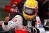 Bild zum Inhalt: Hamilton holt Pole Position im Regen von Fuji
