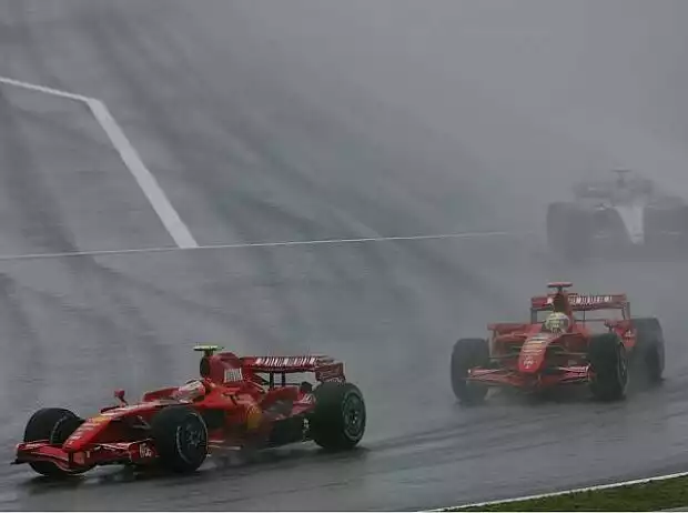 Kimi Räikkönen und Felipe Massa Titel-Bild zur News: Kimi Räikkönen und Felipe Massa
