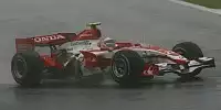 Bild zum Inhalt: Super Aguri F1 Team mit "Heim-Schwimmen" unzufrieden