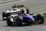 Andreas Zuber (iSport) vor Lucas di Grassi (ART) 