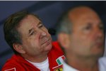 Jean Todt (Teamchef) (Ferrari) und Ron Dennis (Teamchef) (McLaren-Mercedes) 