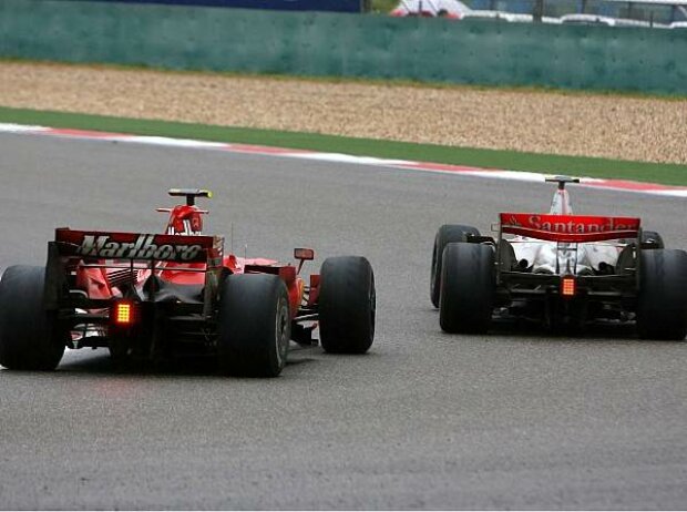 Kimi Räikkönen und Lewis Hamilton