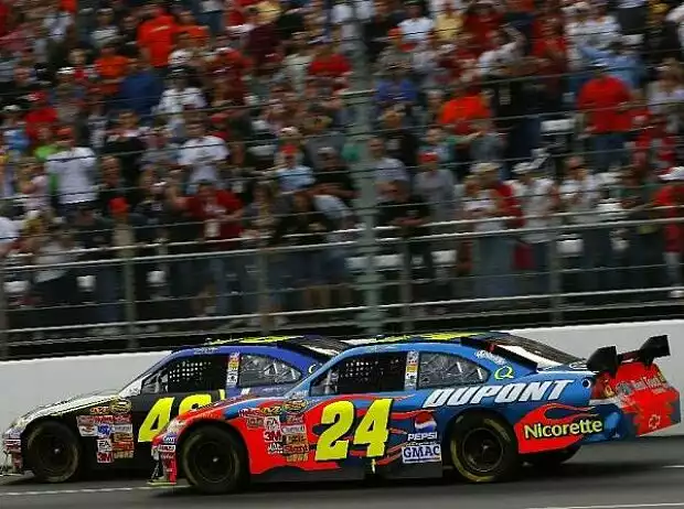Titel-Bild zur News: Jimmie Johnson Jeff Gordon
