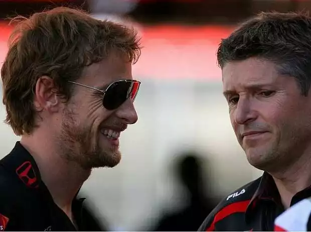 Jenson Button mit Nick Fry Titel-Bild zur News: Jenson Button mit Nick Fry