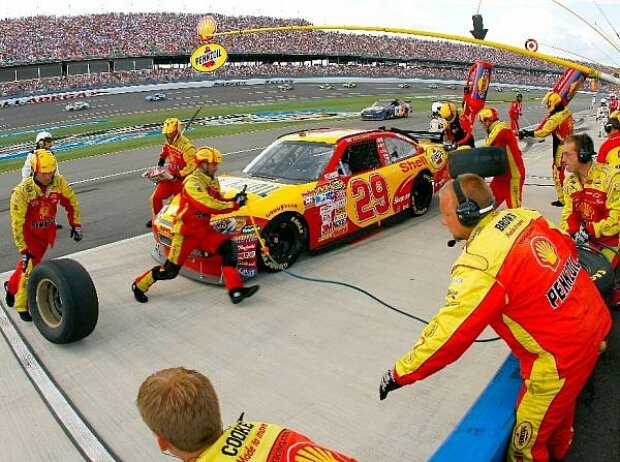 Kevin Harvick Kevin Harvick