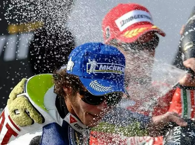 Valentino Rossi und Casey Stoner Titel-Bild zur News: Valentino Rossi und Casey Stoner