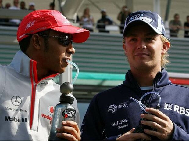 Titel-Bild zur News: Lewis Hamilton und Nico Rosberg