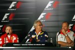 Jean Todt (Teamchef) (Ferrari), Flavio Briatore (Teamchef) (Renault) und Ron Dennis (Teamchef) (McLaren-Mercedes)  