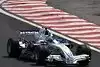 Bild zum Inhalt: BMW Sauber F1 Team mit weißer "Top-10-Weste"