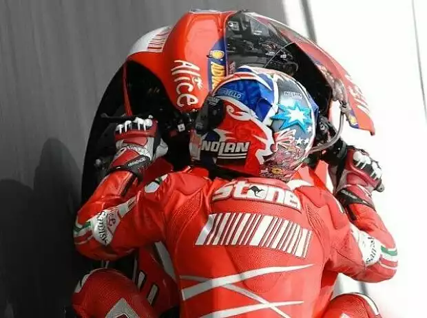 Casey Stoner Titel-Bild zur News: Casey Stoner