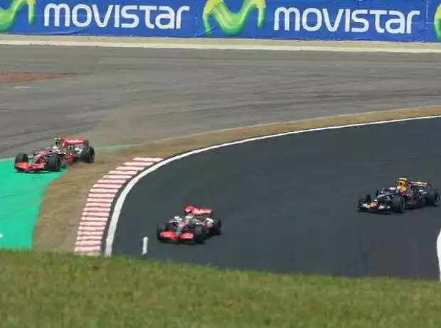 Lewis Hamilton und Fernando Alonso Titel-Bild zur News: Lewis Hamilton und Fernando Alonso