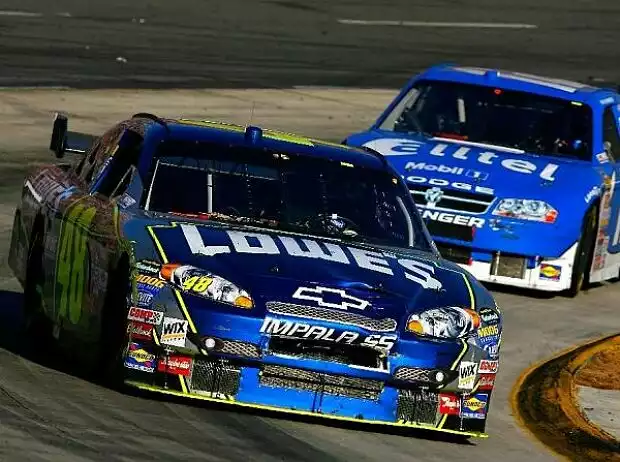 Jimmie Johnson Ryan Newman Titel-Bild zur News: Jimmie Johnson Ryan Newman