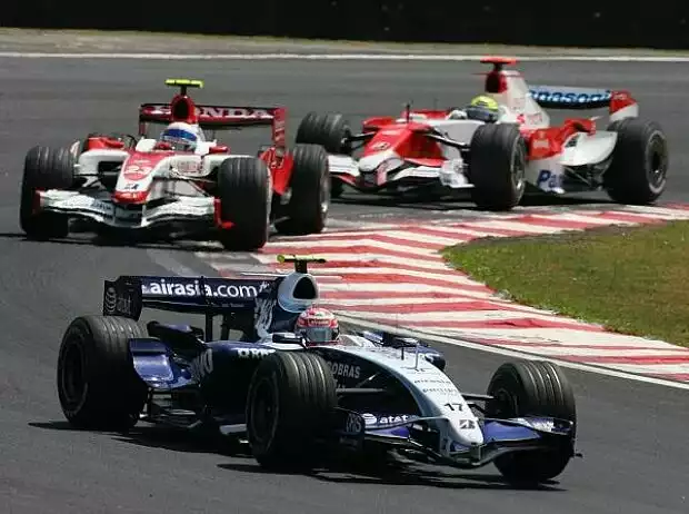 Kazuki Nakajima vor Anthony Davidson und Ralf Schumacher Titel-Bild zur News: Kazuki Nakajima vor Anthony Davidson und Ralf Schumacher