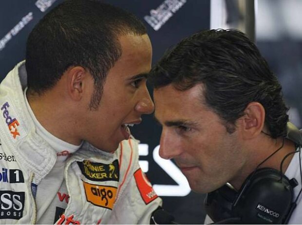 Titel-Bild zur News: Lewis Hamilton und Pedro de la Rosa