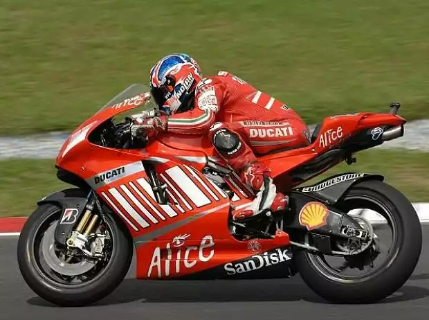 Casey Stoner Titel-Bild zur News: Casey Stoner