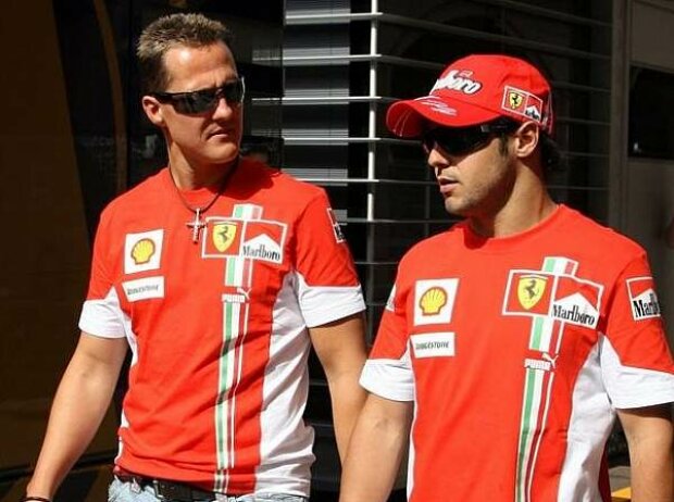 Titel-Bild zur News: Michael Schumacher und Felipe Massa