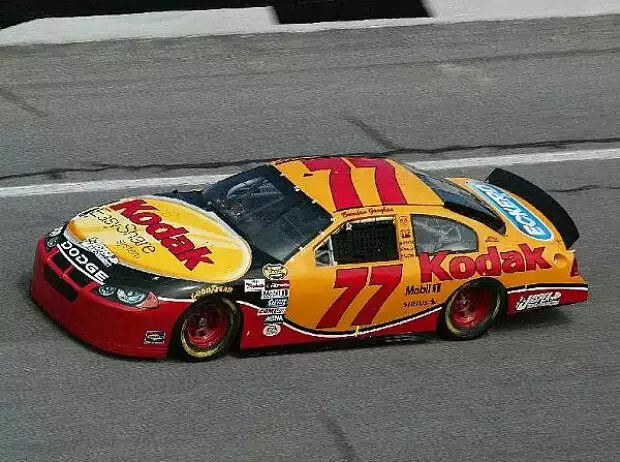 Brendan Gaughan Penske 77 2004 Titel-Bild zur News: Brendan Gaughan Penske 77 2004