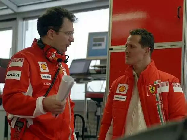Nikolas Tombazis und Michael Schumacher Titel-Bild zur News: Nikolas Tombazis und Michael Schumacher