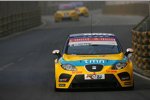Tiago Monteiro (SEAT) 