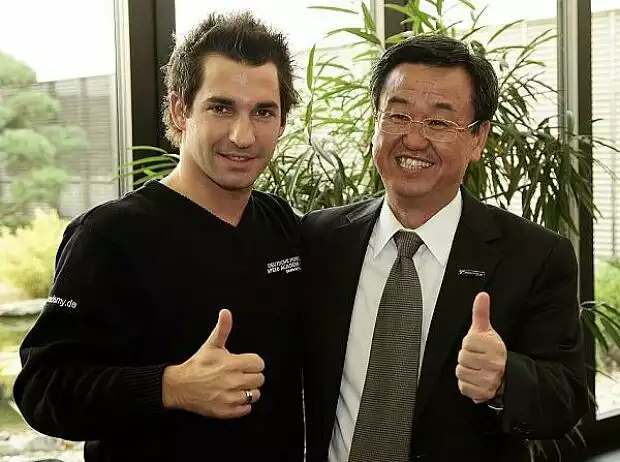 Timo Glock und Tadashi Yamashina Titel-Bild zur News: Timo Glock und Tadashi Yamashina