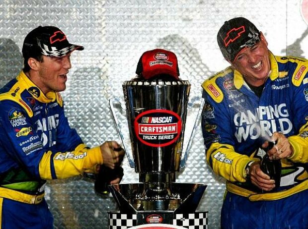 Kevin Harvick Ron Hornaday Kevin Harvick Ron Hornaday