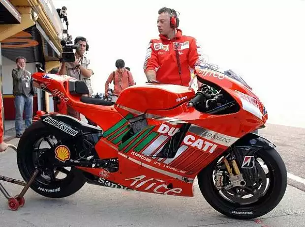 Casey Stoners Motorrad Titel-Bild zur News: Casey Stoners Motorrad