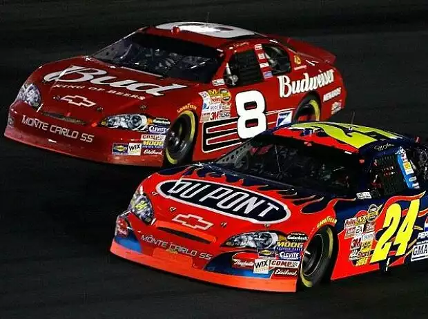 Jeff Gordon Dale Earnhardt Jr. Titel-Bild zur News: Jeff Gordon Dale Earnhardt Jr.